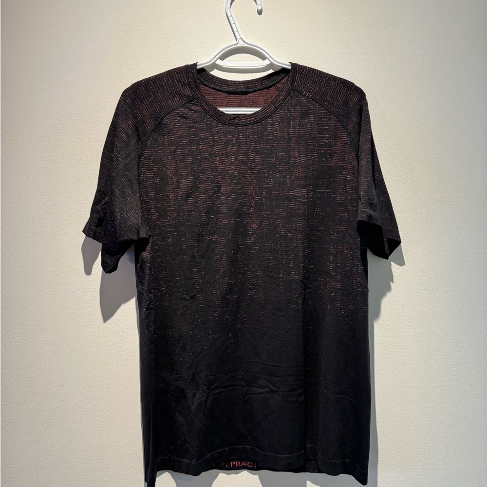 Lululemon Men’s Large Metal Vent Tech Tee